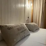 埃斯梅古纳斯都奇布雷鲁酒店 招待所